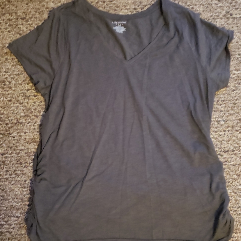 Grey top